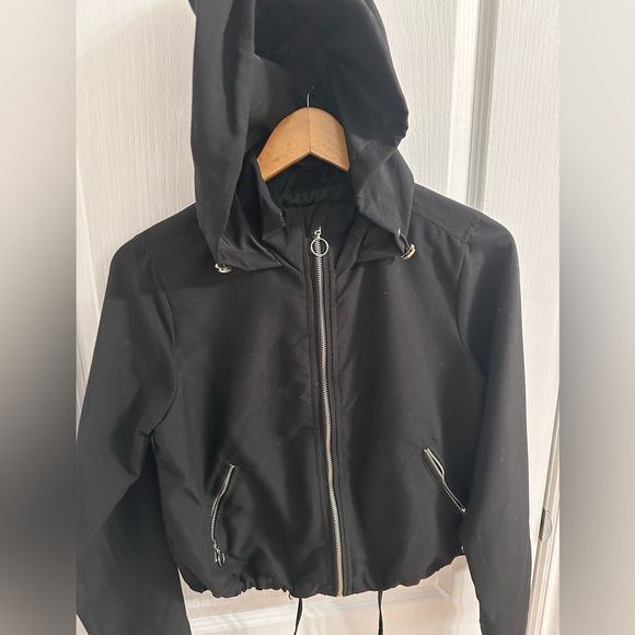 Cropped fall jacket - Picture 3 of 5